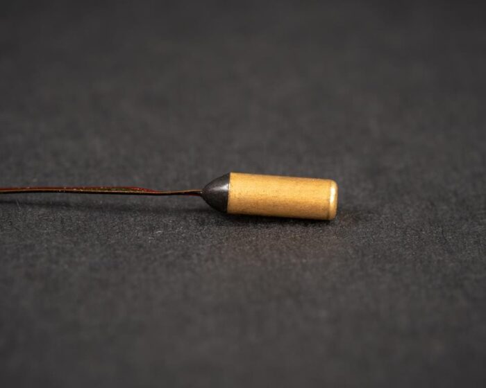 Model SI410 Silicon Diode Temperature Sensors Scientific Instruments