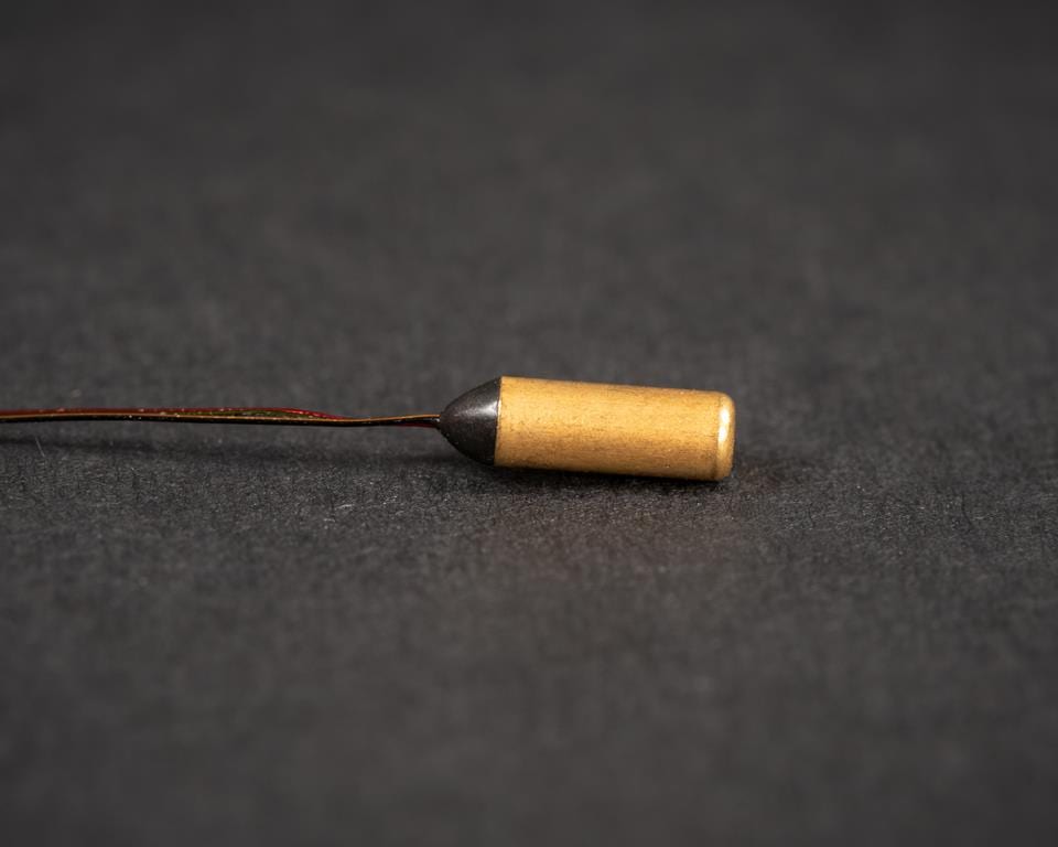 Model SI410 Silicon Diode Temperature Sensors Scientific Instruments